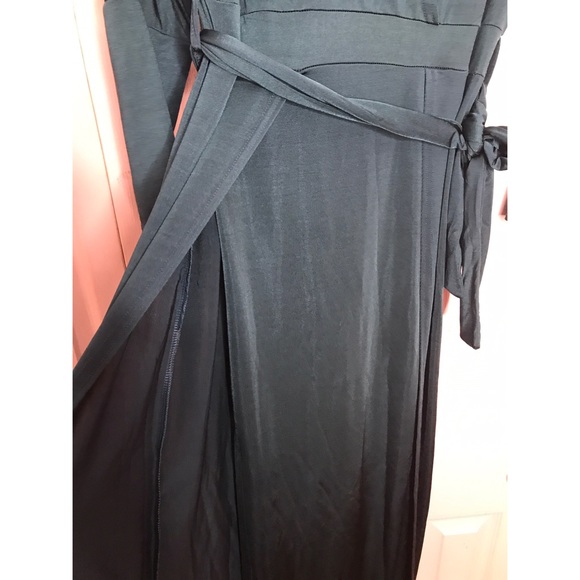 Holiday Party Slayer! - Picture 5 of 8